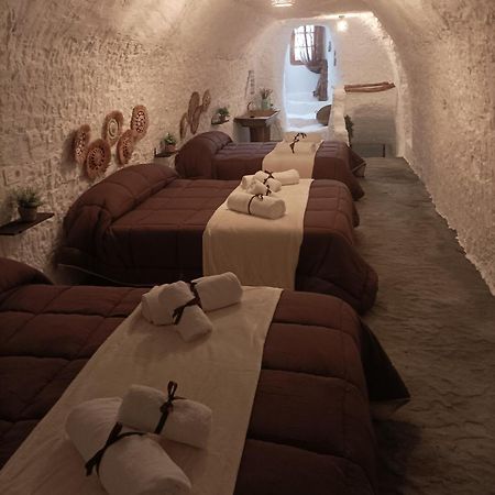 Cueva La Trapera Vendégház Benamaurel Kültér fotó