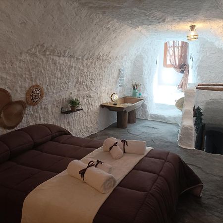 Cueva La Trapera Vendégház Benamaurel Kültér fotó