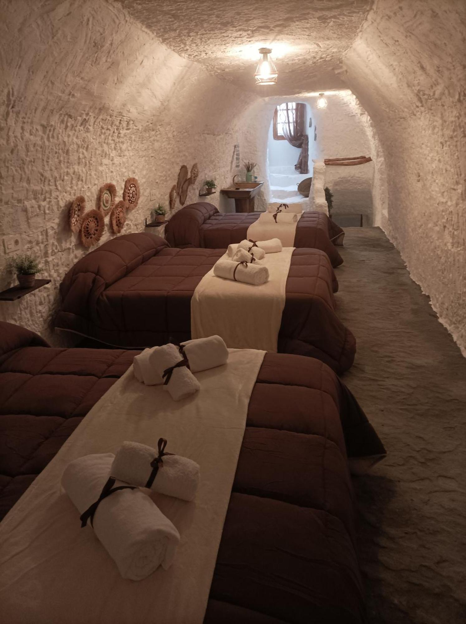 Cueva La Trapera Vendégház Benamaurel Kültér fotó