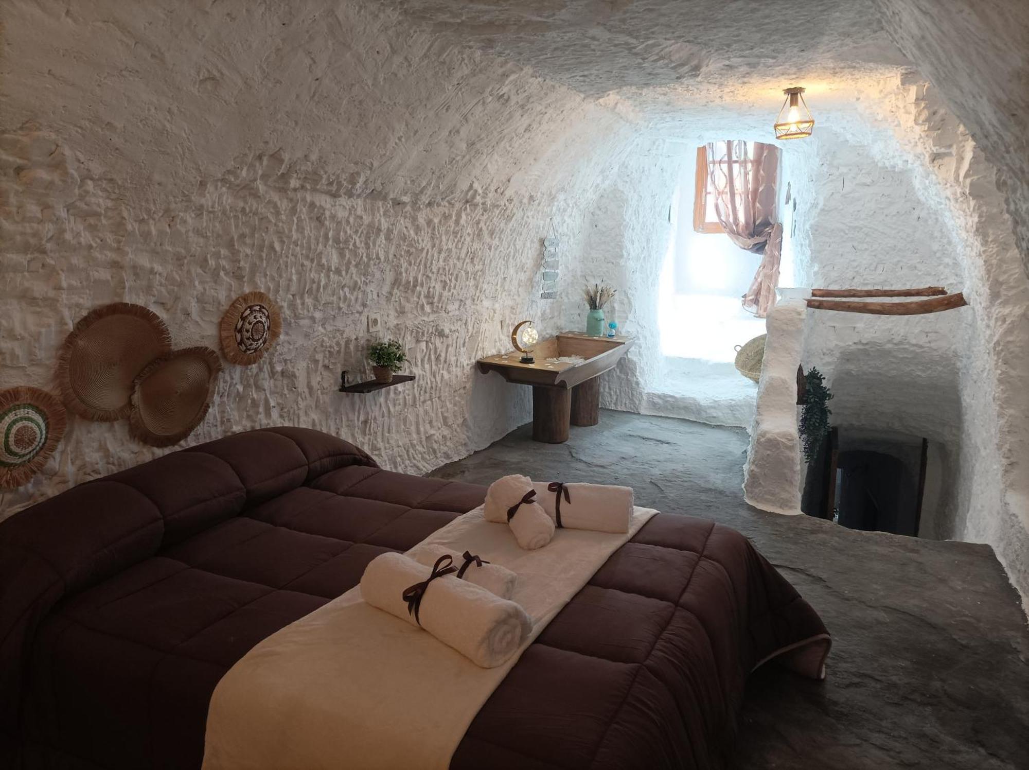 Cueva La Trapera Vendégház Benamaurel Kültér fotó